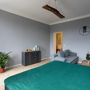 https://schonbrunn-garden-view-apartments-1140.vienna-besthotels.com
