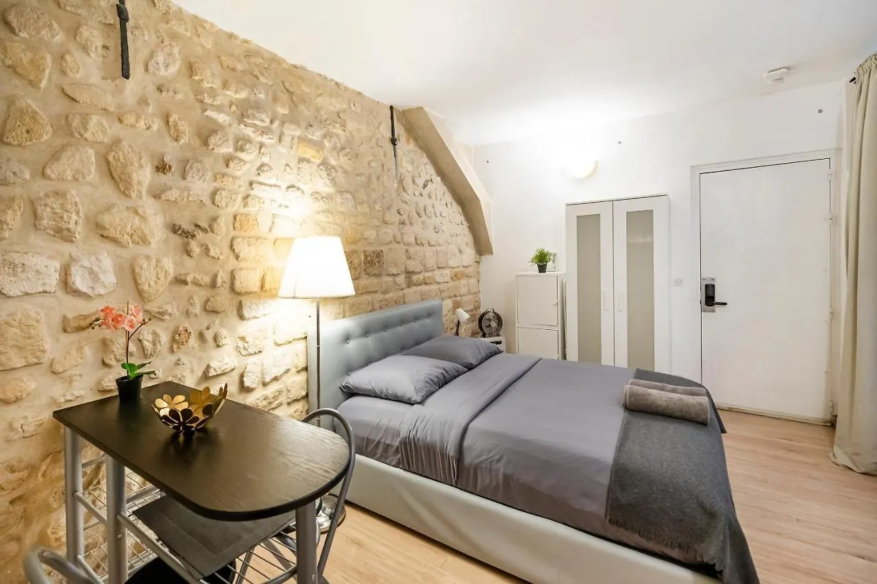 Appartamento Paris entre Opéra et Montmartre 0*,  Francia